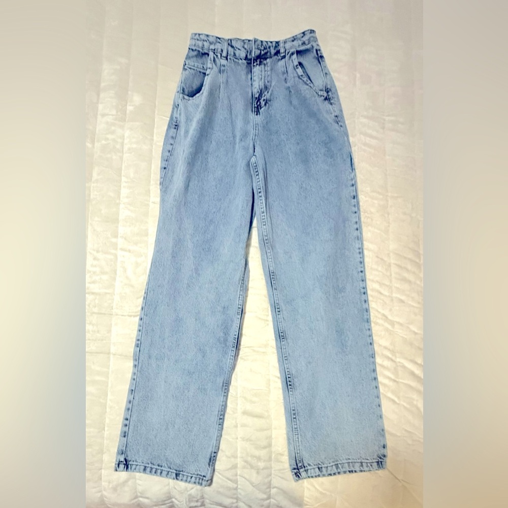Nasty Gal 90s High Waisted Mom Jeans